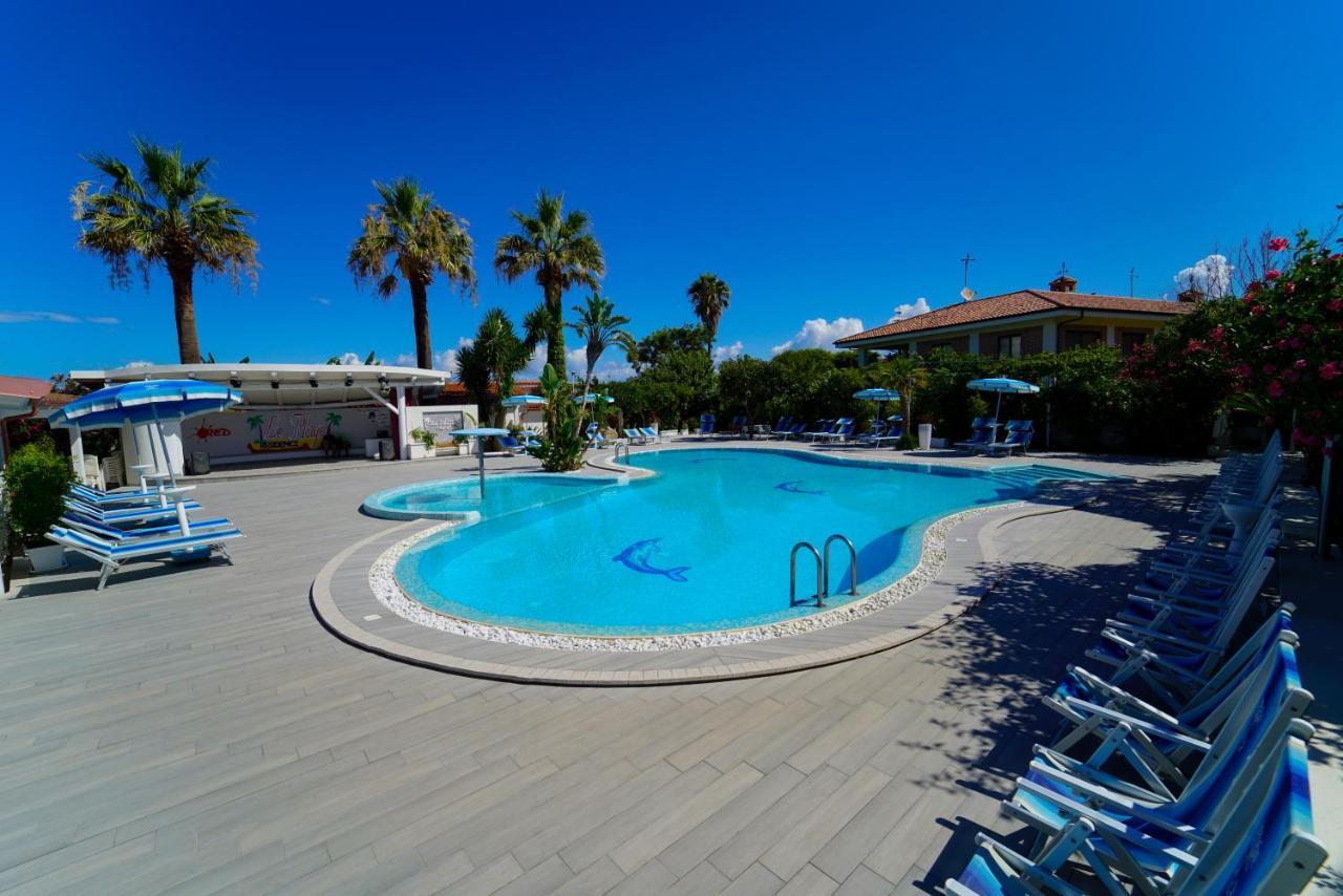 Hotel Residence Le Playe サンタ・ドメーニカ エクステリア 写真