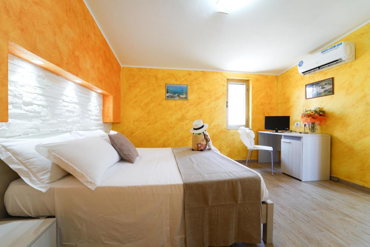Hotel Residence Le Playe サンタ・ドメーニカ エクステリア 写真